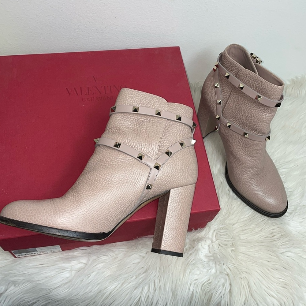 Valentino Garavani Women's Pink Ankle Boots